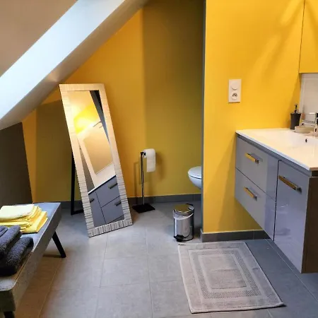 Bed and Breakfast Chez Nadine Valframbert