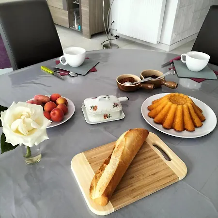 Bed and Breakfast Chez Nadine 3*