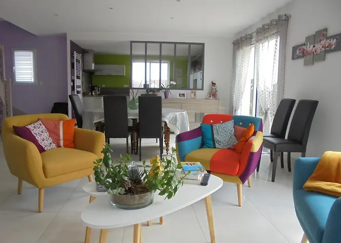 Bed & Breakfast Chez Nadine Valframbert