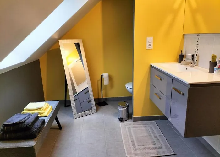 Bed & Breakfast Chez Nadine Valframbert